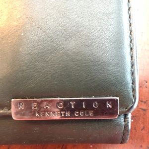 Kenneth Cole Reaction women’s wallet